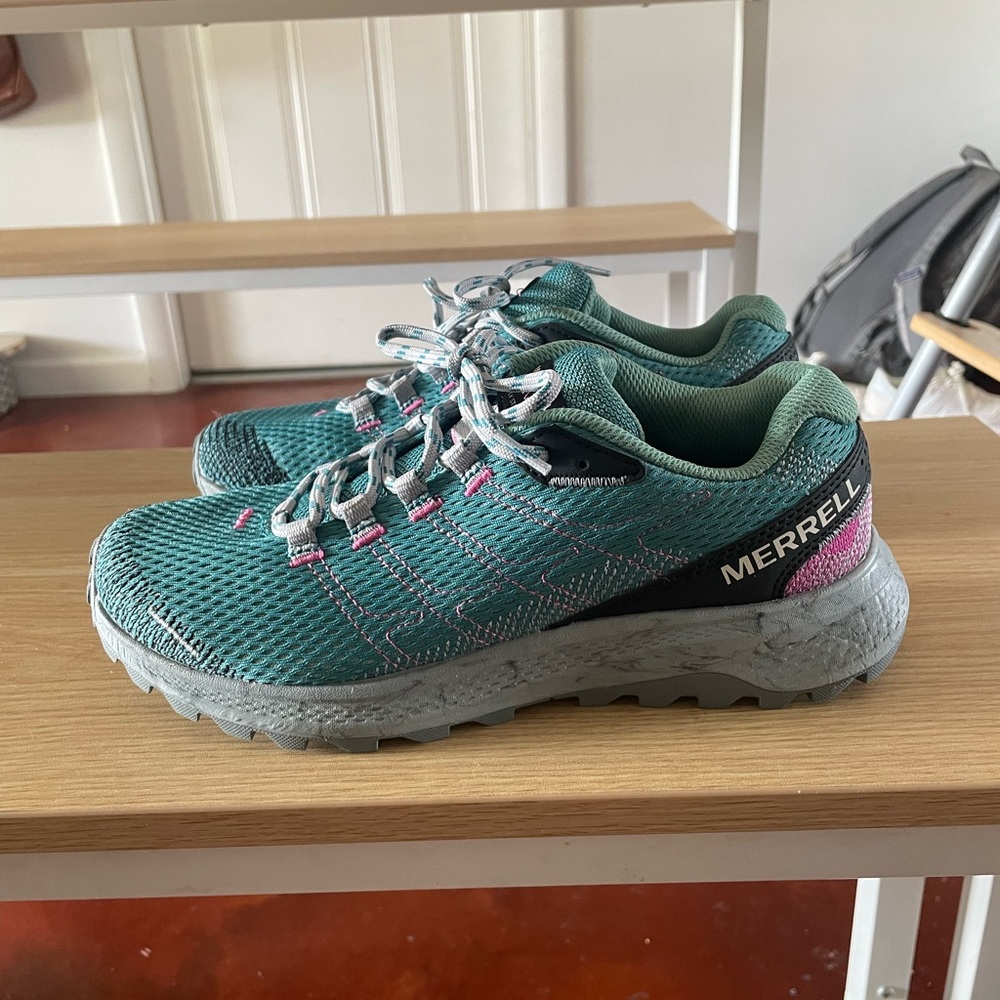 Women’s Merrell Shoes/WORN 3X , 2 hours